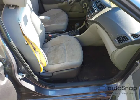 2016 Hyundai Accent Se z USA, uszkodzony, nr VIN KMHCT4AE4GU007473